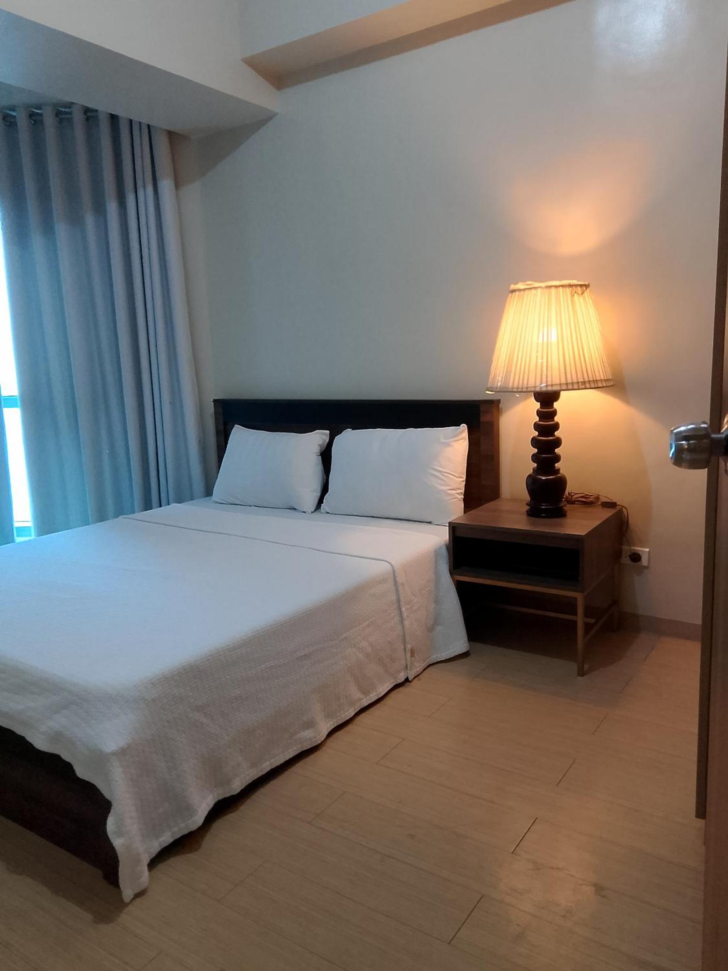 Roxas Blvd Stunning Studio Condo Near Us Embassy Manila Eksteriør bilde