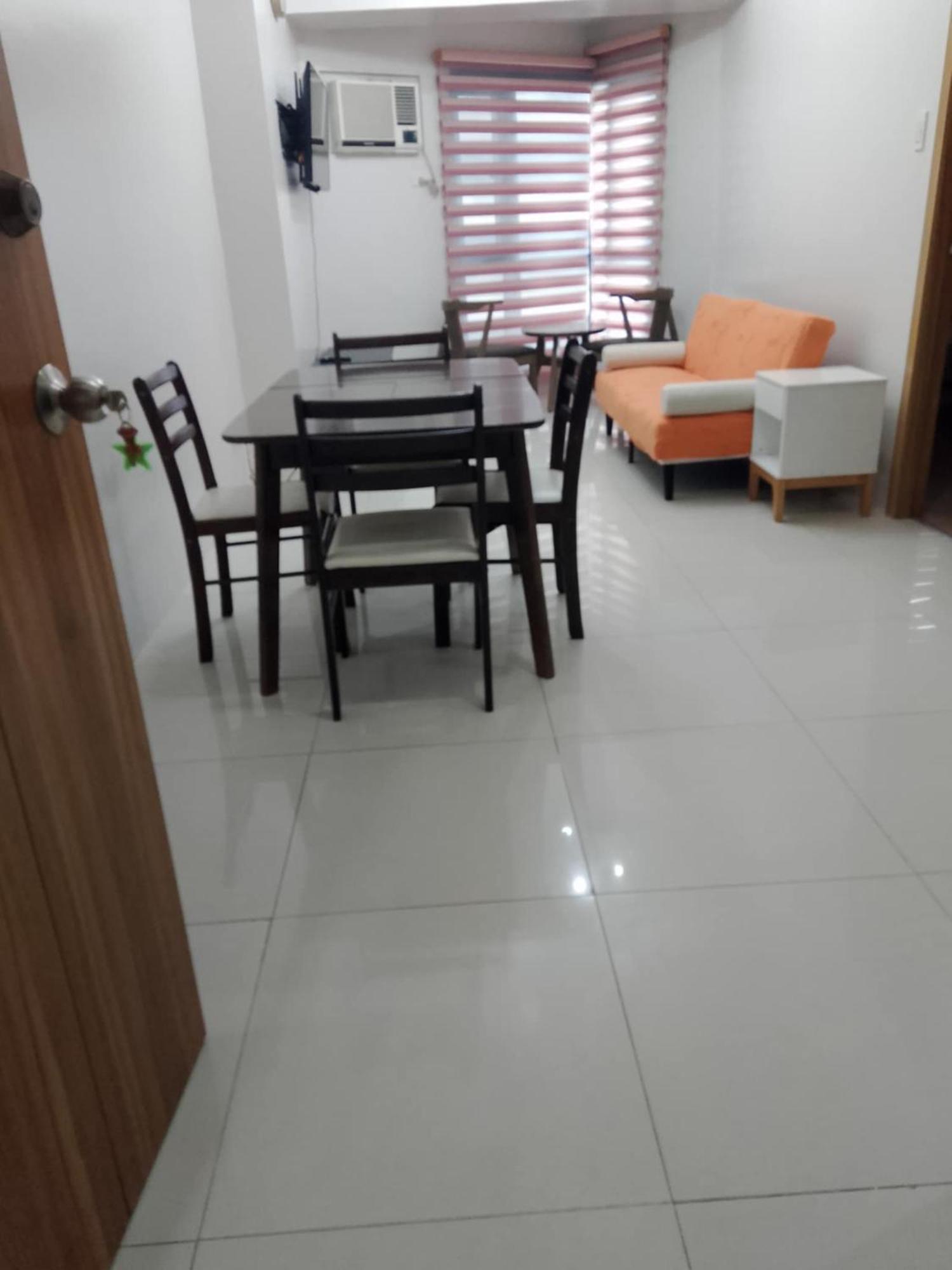 Roxas Blvd Stunning Studio Condo Near Us Embassy Manila Eksteriør bilde