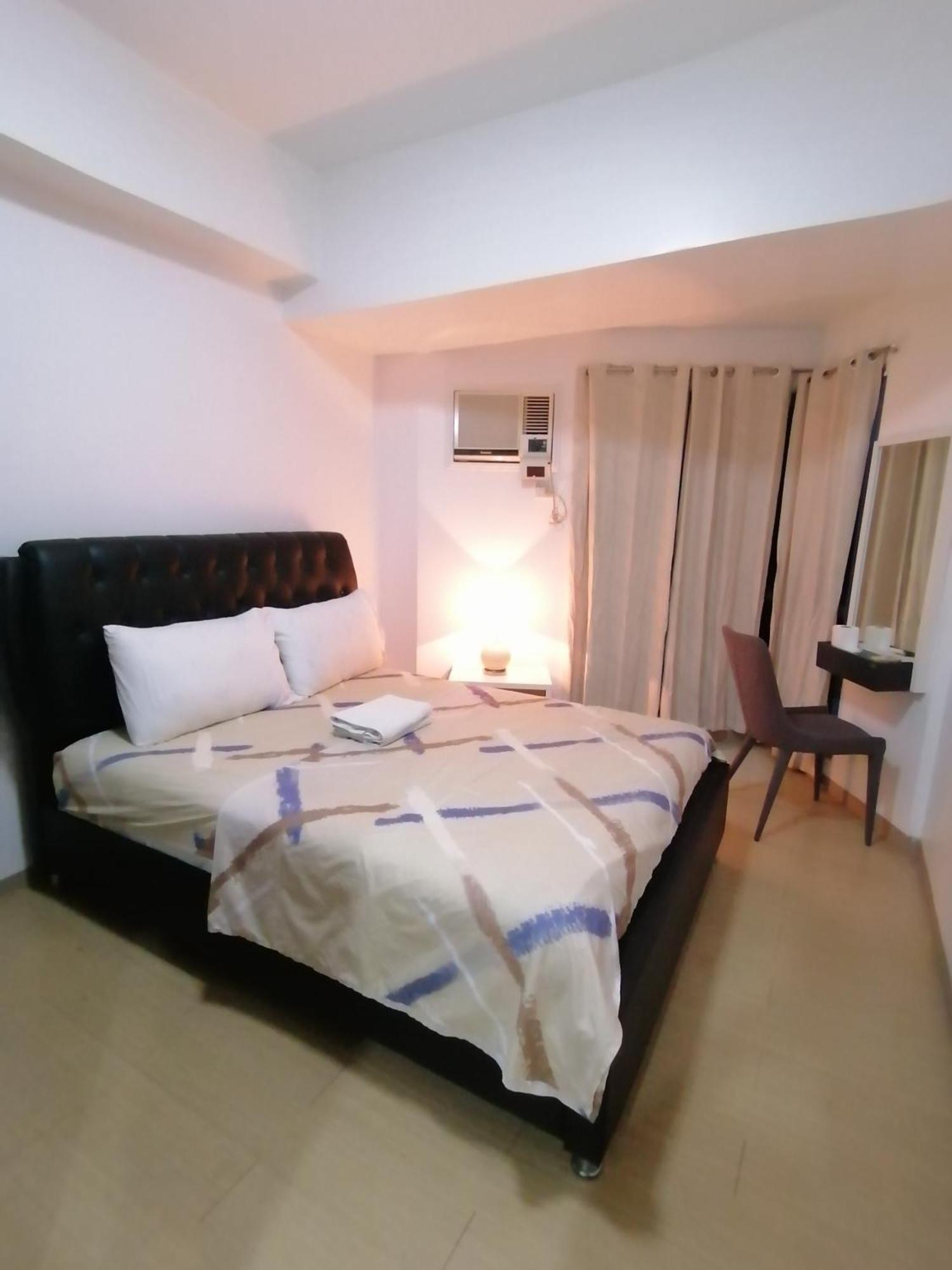 Roxas Blvd Stunning Studio Condo Near Us Embassy Manila Eksteriør bilde